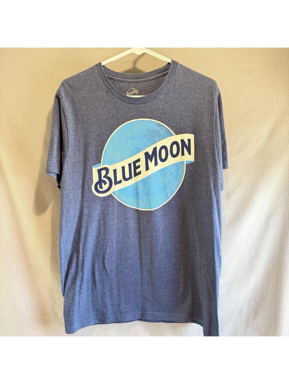 Blue Moon Mens Shirt Medium Blue Beer Crew Neck Short Sleeve Stretch Cotton